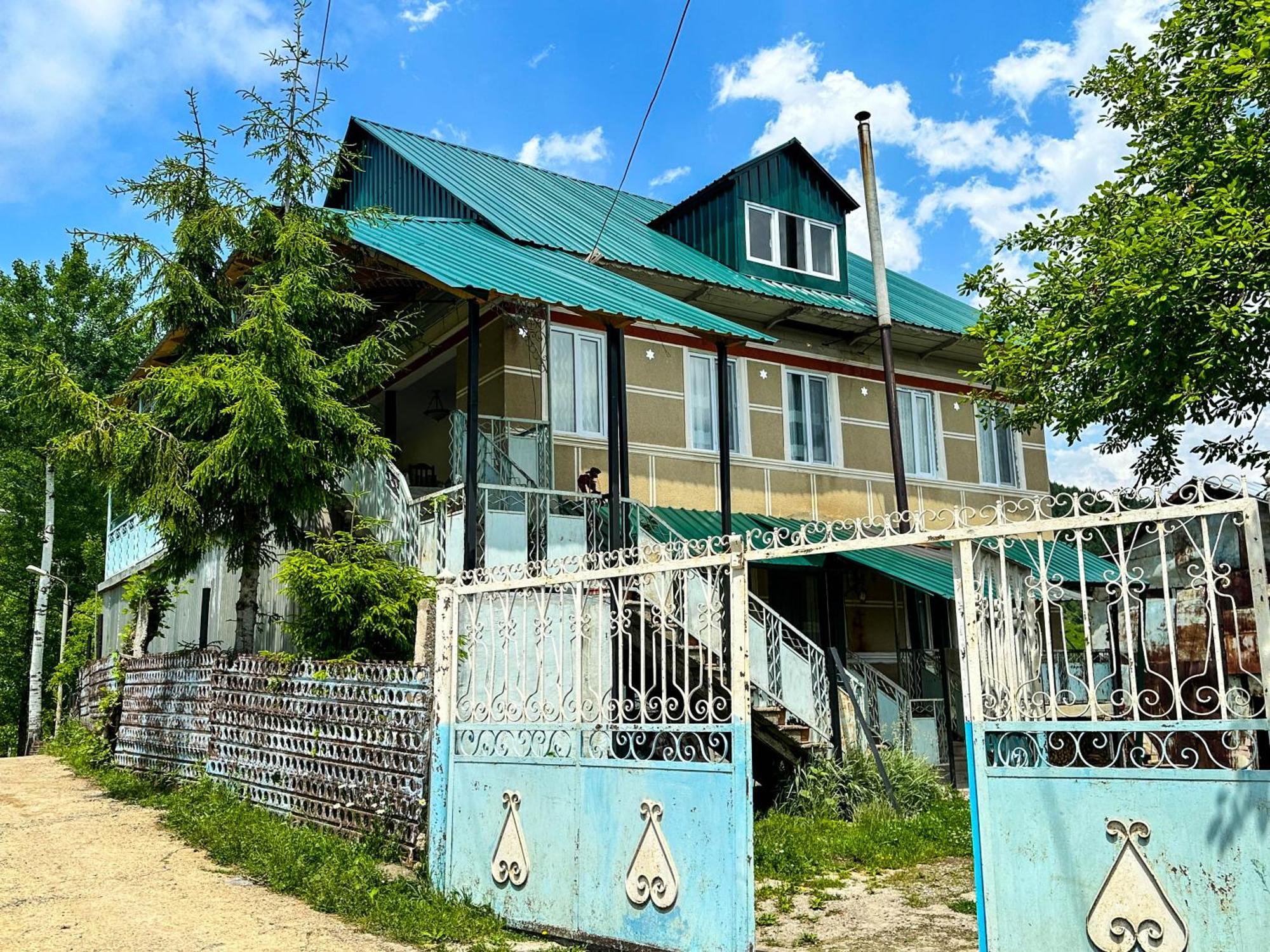 Armazi Hotel Khulo Exterior foto